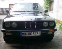 BMW 325e Front
